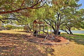 4 2 Firepit hot tub Scenic Views L2 EV Charger