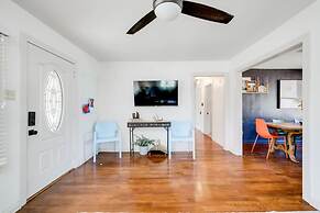 5 2 two Kings hot tub Firepit 16min to Wine Trail Nearby Pickleball Co