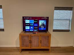 5 King 3 5b Firepit Nearby Pickleball Opens Feb 25 Lvl2 EV Charger Poo