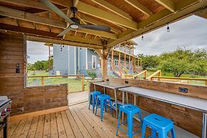 5 King 3 5b Firepit Nearby Pickleball Opens Feb 25 Lvl2 EV Charger Poo