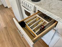 5 King 3 5b Firepit Nearby Pickleball Opens Feb 25 Lvl2 EV Charger Poo