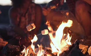 5 King 3 5b Firepit Nearby Pickleball Opens Feb 25 Lvl2 EV Charger Poo