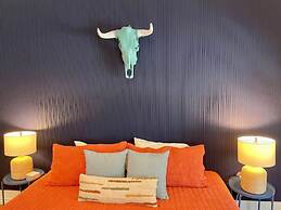 5 King 3 5b Firepit Nearby Pickleball Opens Feb 25 Lvl2 EV Charger Poo