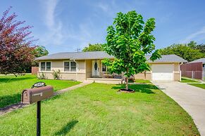 8b 4b Nearby Pool Blanco Wine Trail Town sq