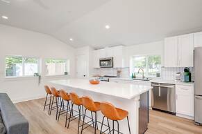 8b 4b Nearby Pool Blanco Wine Trail Town sq