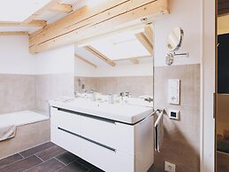 Kohlis Alpine Home by we rent