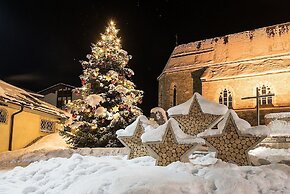 Kohlis Alpine Home by we rent