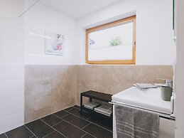 Kohlis Alpine Home by we rent