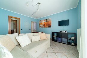 Lakefront Retreat by Wonderful Italy