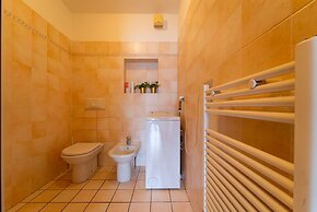 Lakefront Retreat by Wonderful Italy