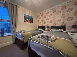 The Lansbury - Whitby