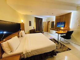 Royal Garden Hotel