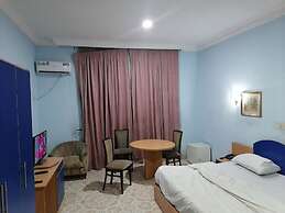 Royal Garden Hotel