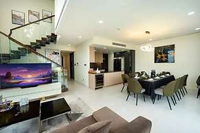 Serenity Sky Suites in Distrist 3