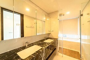 Serenity Sky Suites in Distrist 3