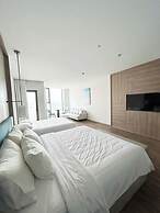 Premier Apartment in A La Carte Ha Long Bay