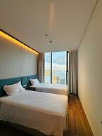 Premier Apartment in A La Carte Ha Long Bay