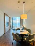Premier Apartment in A La Carte Ha Long Bay