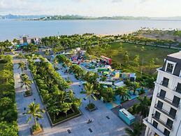 Premier Apartment in A La Carte Ha Long Bay