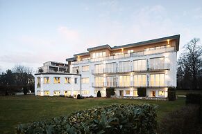 Hotel Vier Jahreszeiten direkt an den Kliniken und Therme Bad Krozinge