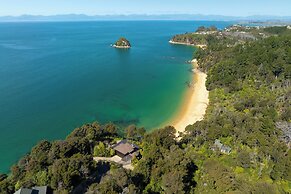 Exclusive Entire Lodge