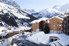 Beautiful Apartment With Balcony