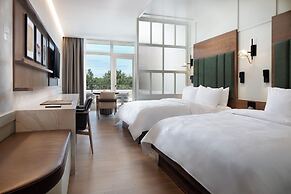 Ada Hotel