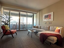 AKA Brickell Condo Free Parking by Palermo Home Miami