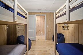 Don t Worry Beach Happy 6 BR 4 BA Sleeps 20