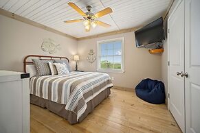 Don t Worry Beach Happy 6 BR 4 BA Sleeps 20