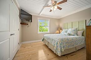 Don t Worry Beach Happy 6 BR 4 BA Sleeps 20