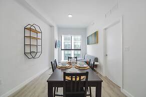 1BR Condo wRooftop Pool at Wynwood