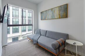 1BR Condo wRooftop Pool at Wynwood
