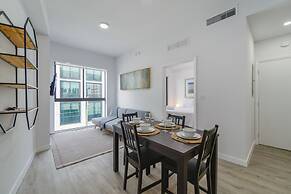 1BR Condo wRooftop Pool at Wynwood