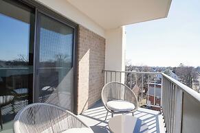 Executive Studio in Clarendon