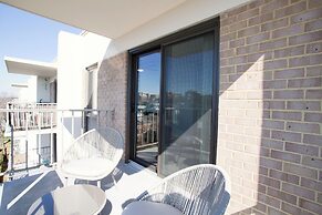 Executive Studio in Clarendon