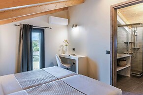 Villa Alexander Lakithra