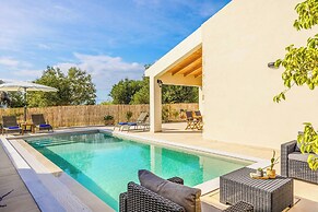 Villa Alexander Lakithra