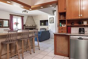 Villa Apollo Pelagia