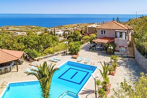 Villa Apollo Pelagia