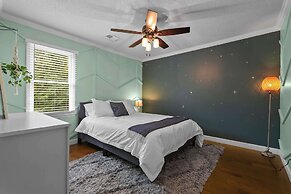 Southern Sunshine Retreat