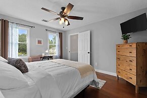 Southern Sunshine Retreat