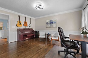 Southern Sunshine Retreat