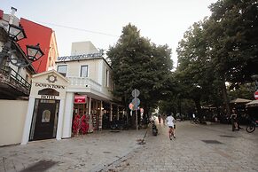 DownTown Hotel
