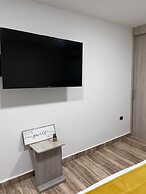 Hotel Granada Suites Deluxe