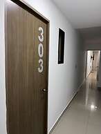 Hotel Granada Suites Deluxe