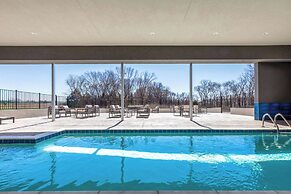 Hawthorn Extended Stay by Wyndham DeSoto