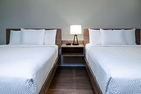 Echo Suites Richmond West