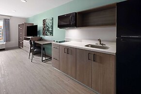 Echo Suites Richmond West