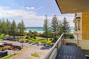 Holiday Haven on Burleigh Beach